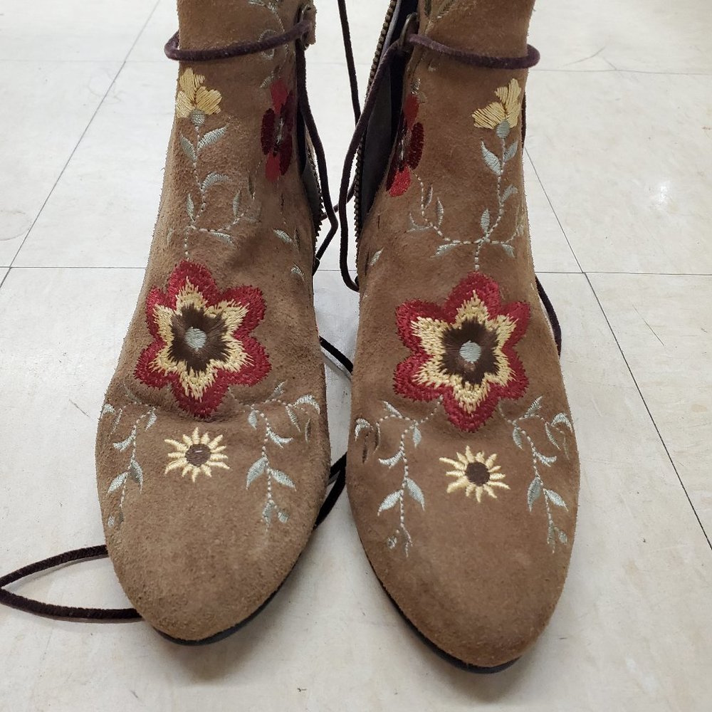 Sundance Wild Blossom Boots Embroidered suede